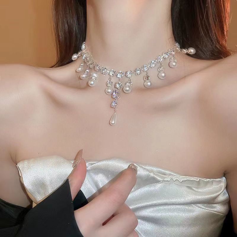 【 9233 People's Collection 】 Super funkelnde Wassertropfen-Zirkon-Perlenquasten-Halskette für Damen, leichter Luxus, Premium_voghion.com