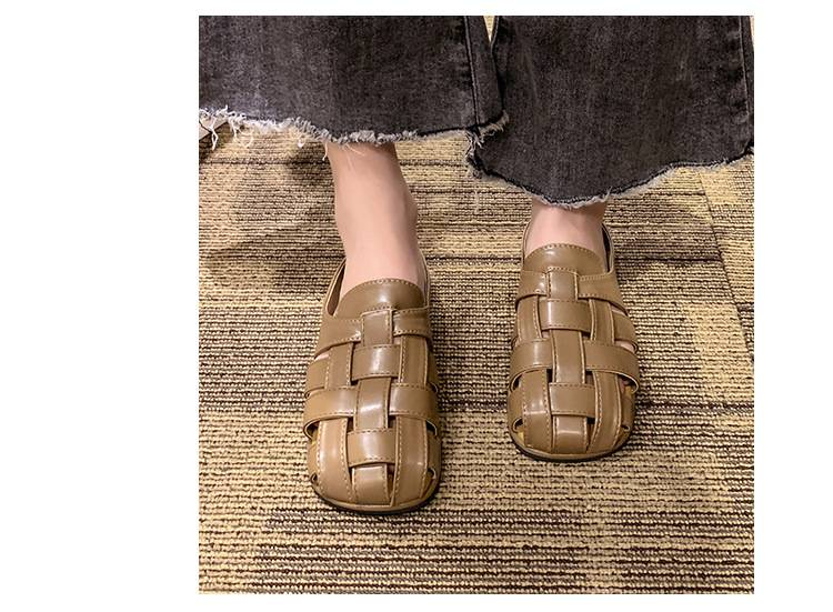 Ciabatte Baotou di senso avanzato da donna indossano un pedale nell'estate 2024 nuovi sandali da tempo libero Joker Mueller con temperamento francese_voghion.com