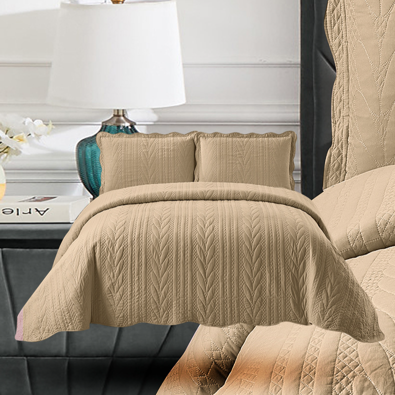 3-Piece Washed Cotton Quilted Bedding Set - Lightweight Summer Duvet Cover With Simple Embroidery All-Season Breathable Bedspread_voghion.com