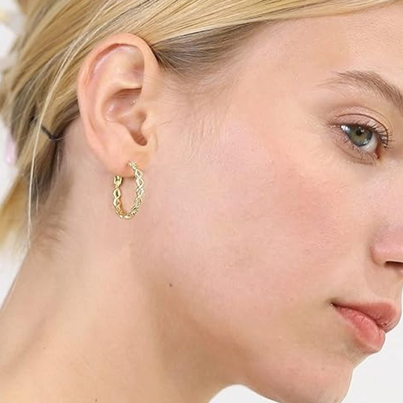 Fashion Woven Twist Earrings Women's Design Niche Light Luxury Personalized Stud Earrings_voghion.com