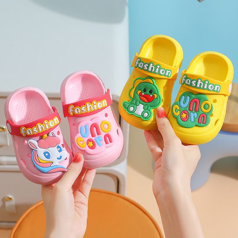 Neue Cartoon-Lochschuhe für Kinder, Herren-Baby-Home-Outdoor-Bekleidung, rutschfeste Schuhe mit weicher Sohle für Jungen und Mädchen, cool_voghion.com