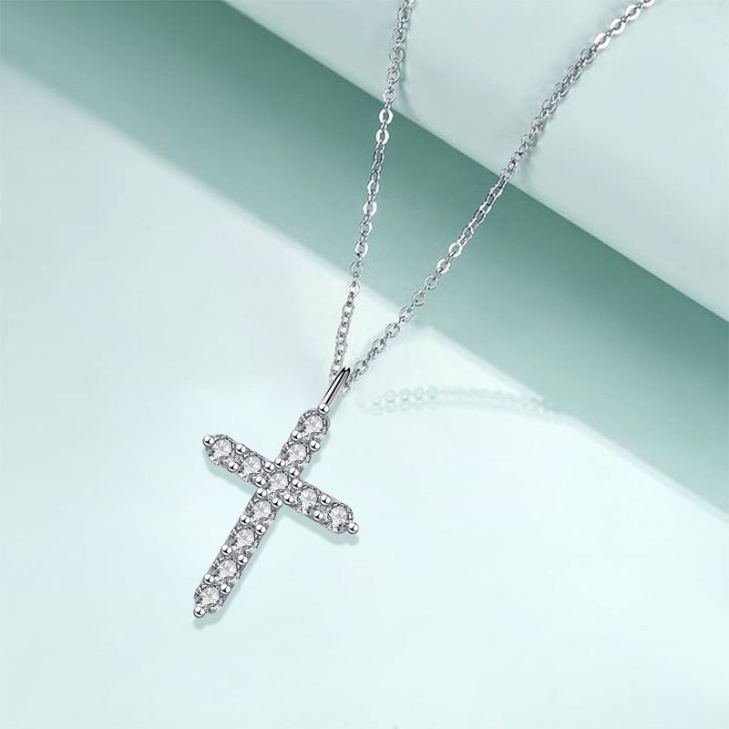 Collana con croce per donna, lusso leggero, nicchia, sensazione di alta qualità, gioielli_voghion.com