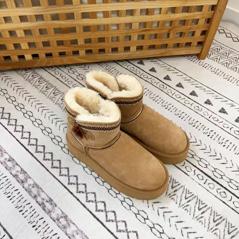 Winter New Short Boots Cowhide Snow Boots Women's Shoes Cow Horn Button Embroidery Thick Sole Warm And Non Slip Thick Snow Boots_voghion.com