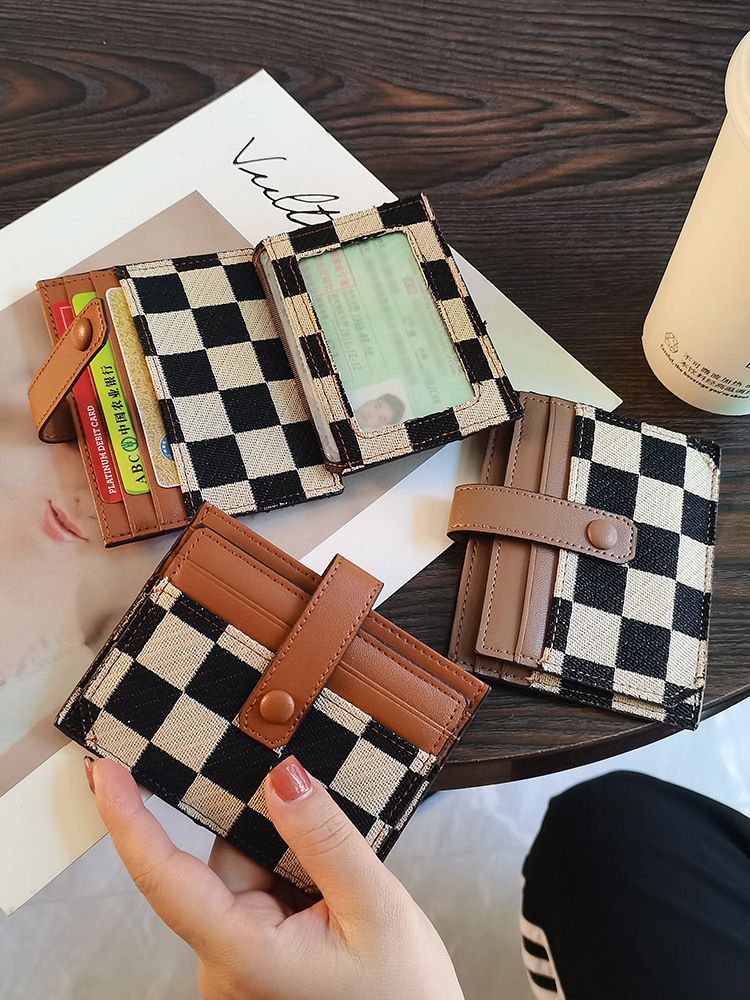 Women's Exquisite High-end 2025 New Driver's License Leather Case Holder Ultra-thin Compact Large Capacity Multiple Card_voghion.com