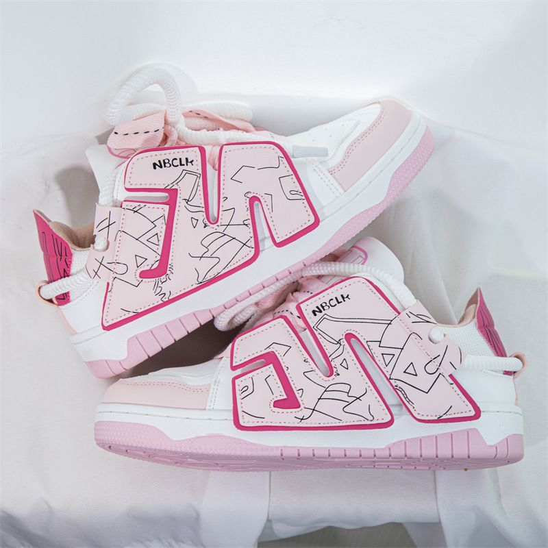 M Letter Hip-Hop Skateboard Loafers für Damen, Ins Korean Style, Paar Nischen Sport Freizeitschuhe, 2023 Sommer Neu_voghion.com