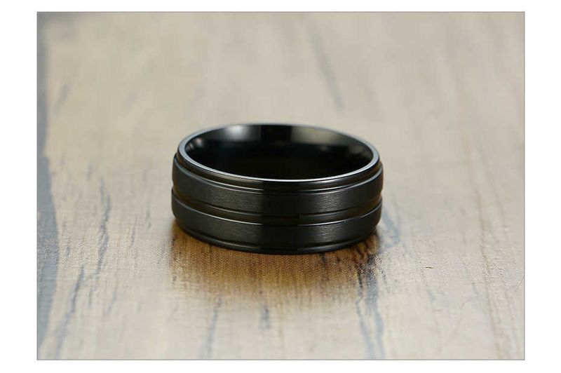 Vnox Basic Herren Eheringe 8MM Schwarz Dünne Linie Edelstahl anel masculino Bands Geschenke für Ihn_voghion.com