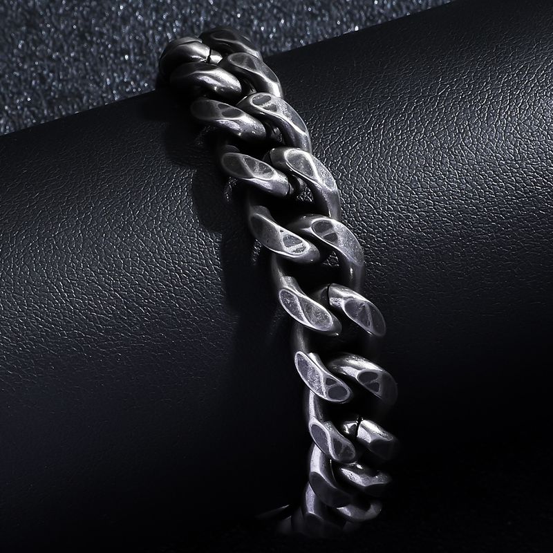 Bracciale cubano largo e alla moda in acciaio al titanio per uomo, versatile gioiello hip-hop_voghion.com