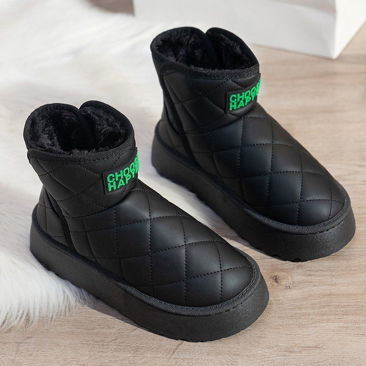 Step on white thick soled snow boots for women, winter with plush and thickened 2024 new warm cotton shoes_voghion.com