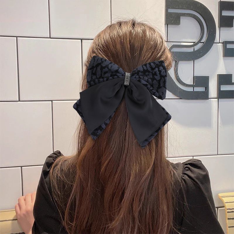 Fiocco alla moda tempestato di diamanti in tessuto primaverile di alta qualità in raso grande con fermaglio, nuovo stile accessorio per capelli_voghion.com