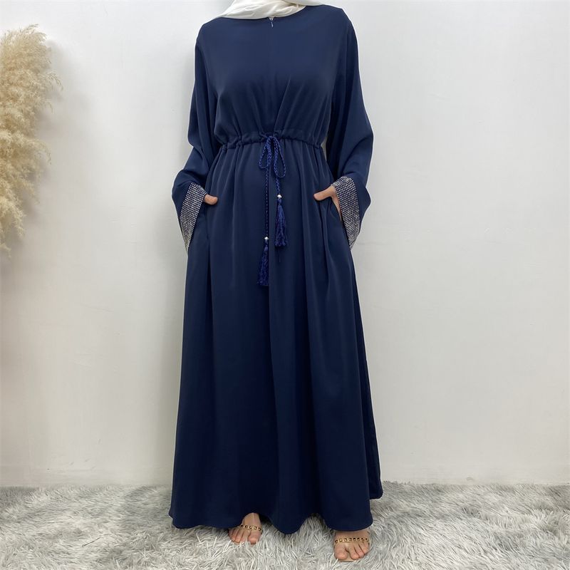Ramadan moslim vrouw jurk vooraan rits verborgen riem Dubai abaya mouwen met zilveren rand ontwerp Marokkaanse kaftan koninklijke vrouwen rood_voghion.com