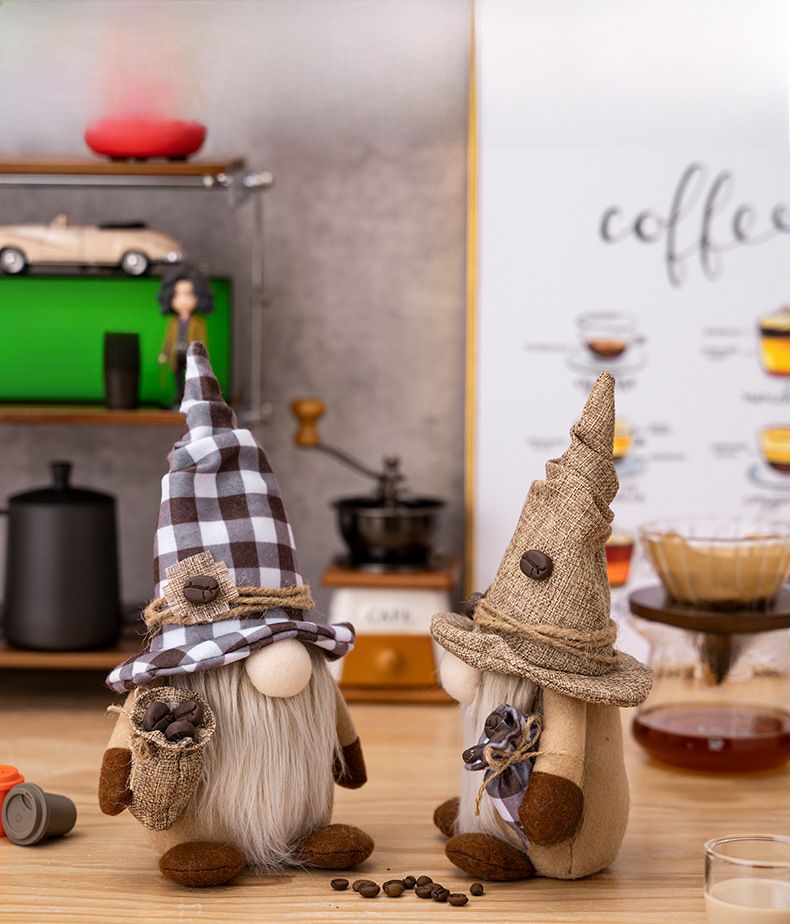 Haube Grenzüberschreitende neue Wohndekoration Kaffee Gesichtslose Puppe Zwerg Ornamente Halten Kaffeebohne Rudolph Puppe_voghion.com
