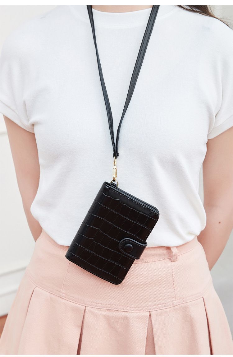 Portafoglio da collo con protezione RFID - Portapassaporto da viaggio sottile con più scomparti per carte, design impermeabile e antifurto per uomini e donne_voghion.com