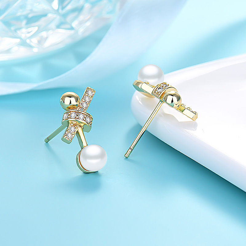 Sterling VENUS Sier New Ear Kelp Knot Zircone Orecchini di perle Orecchini geometrici Gioielli da donna Regali Anelli interi_voghion.com