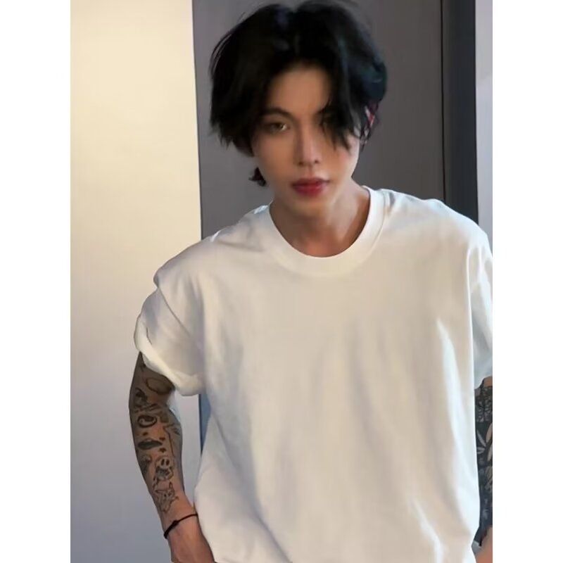 British Yuppie T-shirt Made Of Pure Cotton, Clean Fit, Small Neckline, Short Sleeved Men's Style, White Inner Bottom_voghion.com