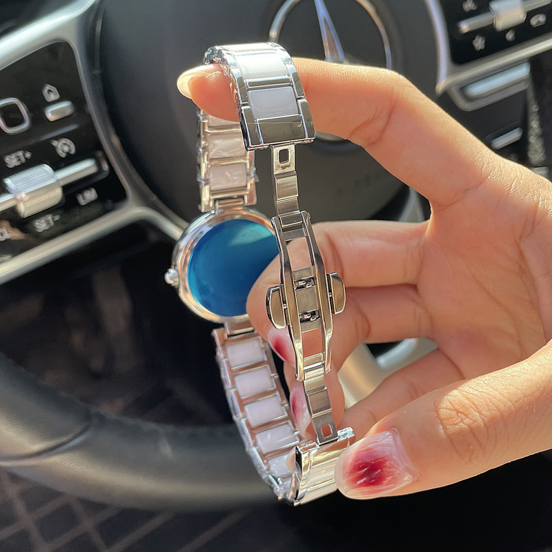 Orologio da donna con calendario e cintura impermeabile al quarzo minimalista in ceramica di nuova moda_voghion.com