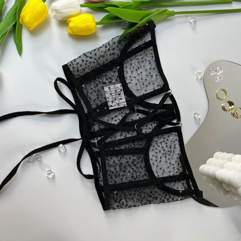 La moda dell'abbigliamento femminile all'esterno prende la strada piccolo gilet con perline cintura in vita con ferretto a spina di pesce con lacci in vita sottile_voghion.com