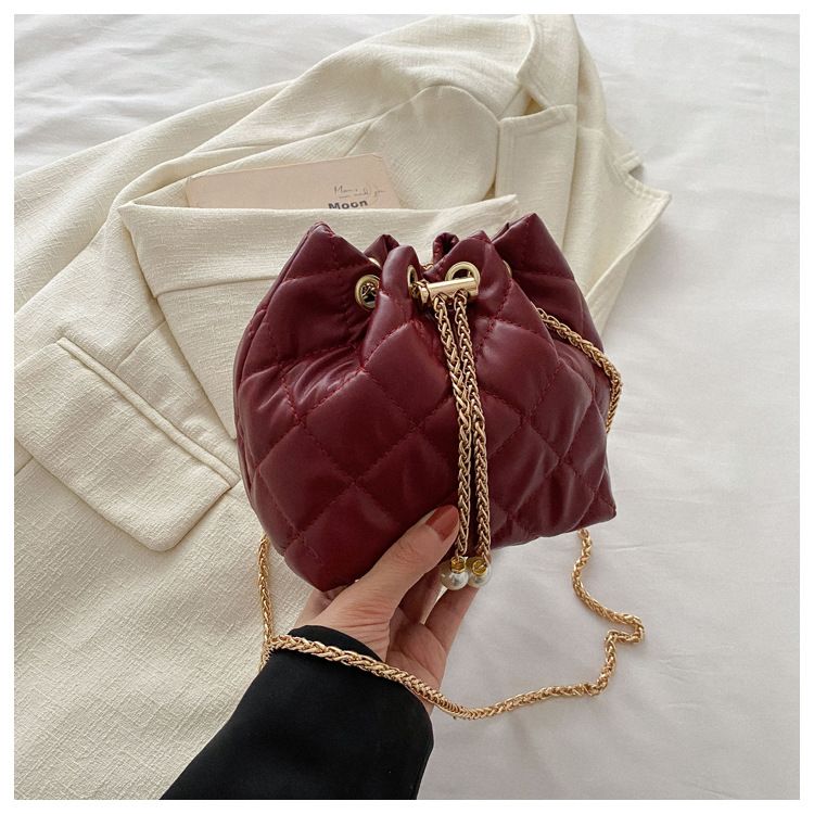 Ligge Cross Shoulder Water Bucket Bag 2024 Drawstrig Simple New Style Chai Sprig Tred Leisure Large Capacity_voghion.com