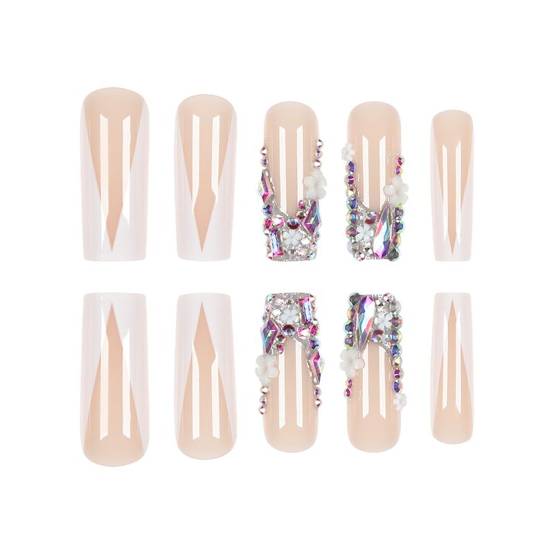 Eleganti unghie finte con punta francese bianca, motivo floreale, glitter e strass - Unghie finte lunghe per donna, unghie finte riutilizzabili_voghion.com