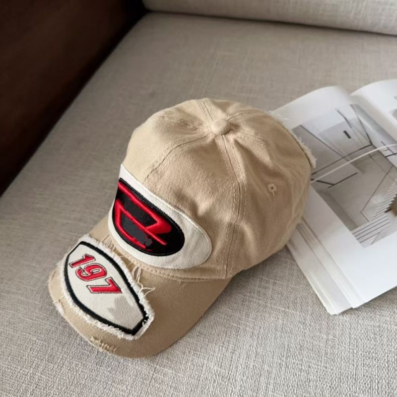 2025 Dark Vibes Style Nischen-Softtop-Entenschnabelpaar-Street-Fashion-Marke, gewaschene Baseballkappe mit gesticktem Logo_voghion.com