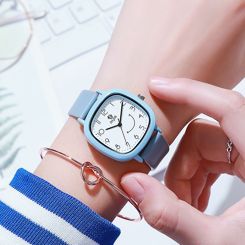 Einfache Quarz Temperament Ins College Stil Junior High School Student Party Hohe Wert Design Sinn_voghion.com