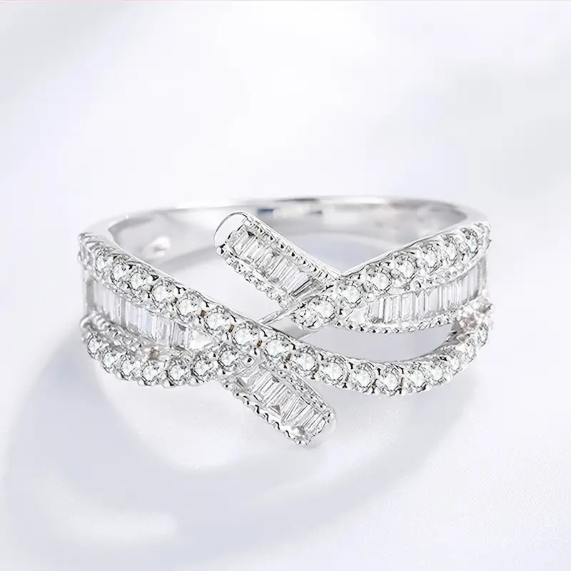 Cao Shis neuer glänzender Kopfschmuck, schwingende Armlinie, modischer Ehering, weiblicher Ring mit Gefühl für die Brautzeremonie_voghion.com