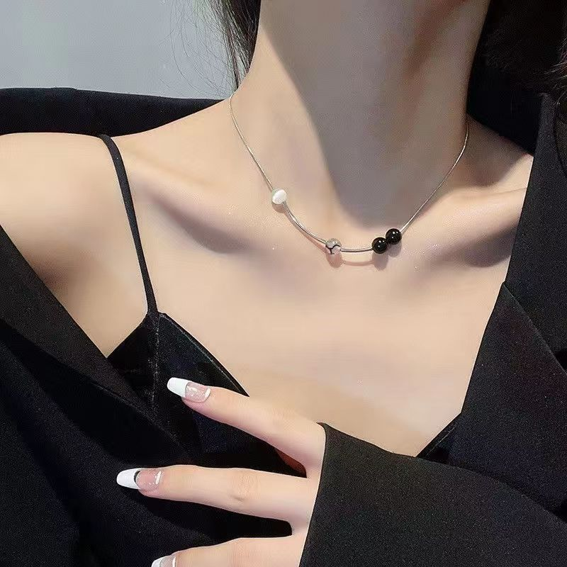S Silver Luxury Necklace Versatile Trendy Collar Female Butterfly Simple Small, High end, and Elegant Sweater Chain_voghion.com