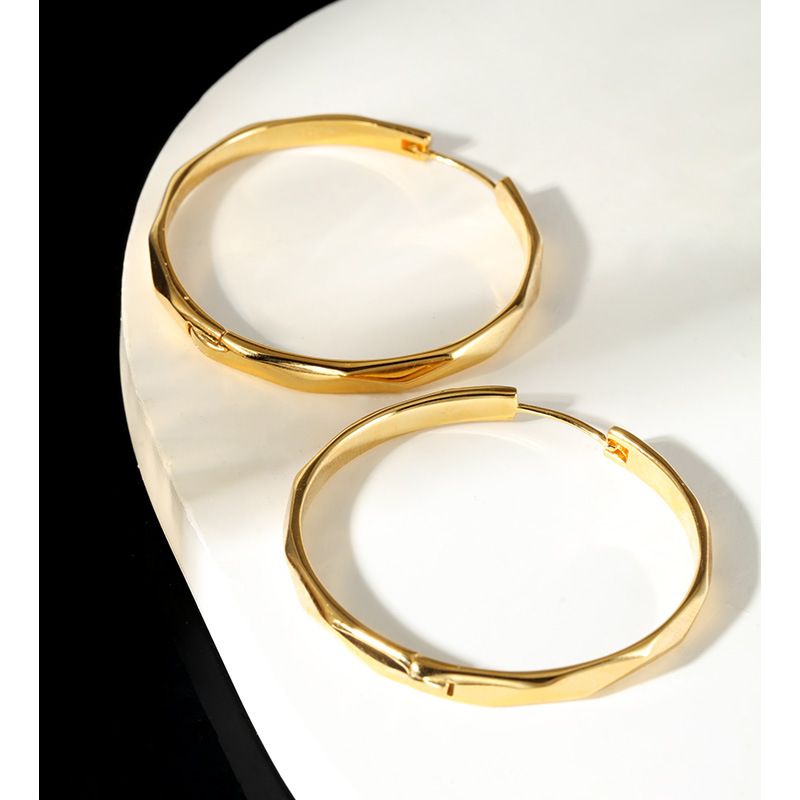 S925 Sterling Silver Niche Design Big Ear Ring Cut Face Ear Buckle Fashionable Style Distinctive Blogger Earrings Earrings_voghion.com