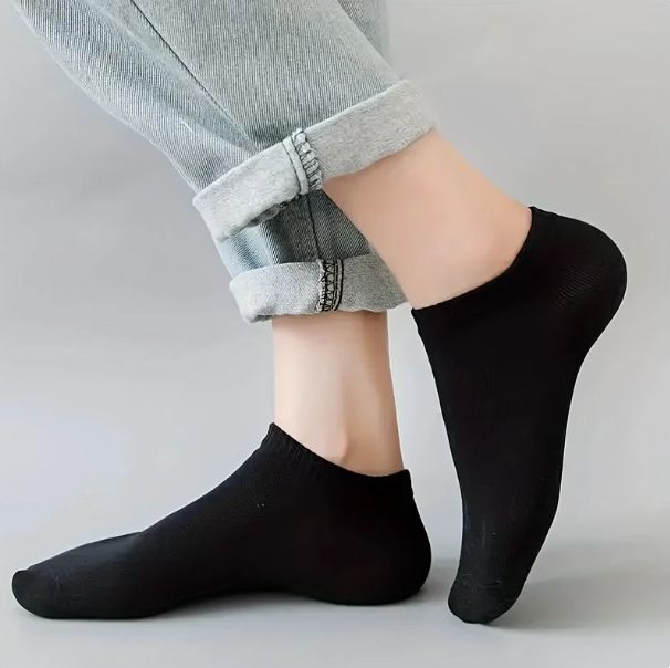 2025d Sommer Einfache Dünne Boot Frauen Casual Business Low-Cut Unsichtbare Schweiß Absorbieren Einfarbig Socken Für Männer_voghion.com
