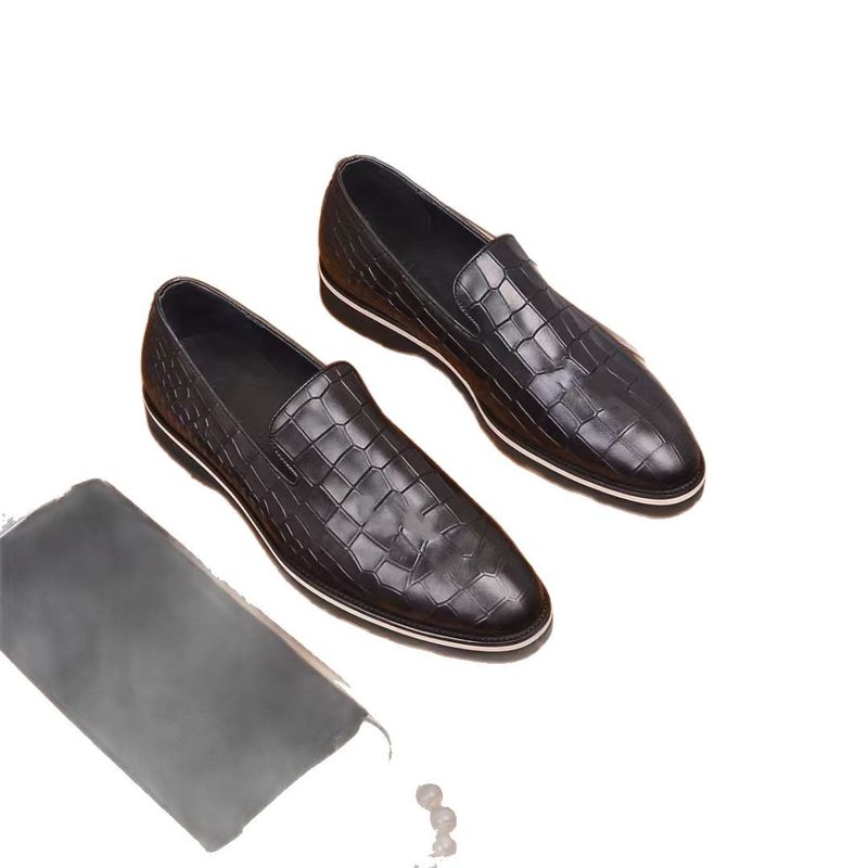 2025B New Men's Business Casual One Foot Leather Loafers, Shoe Covers, Lazy Shoes, Ut_voghion.com