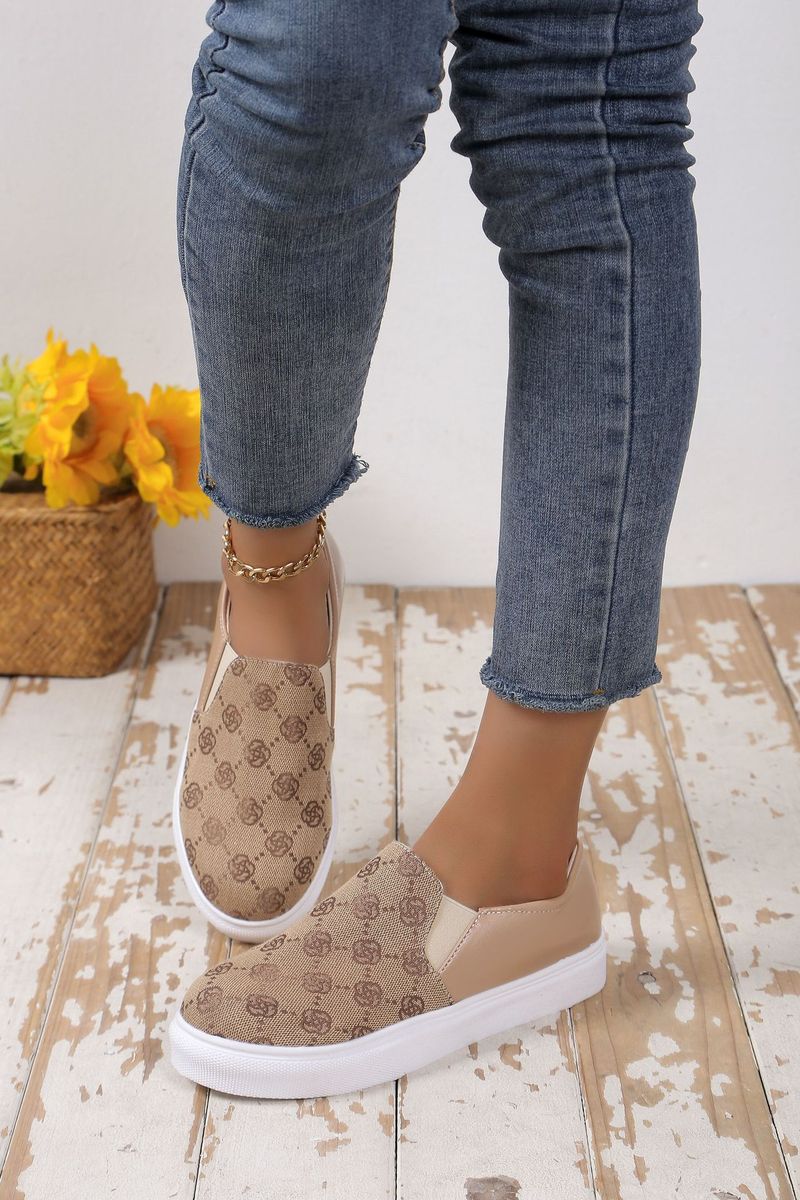 Damen-Einzelschuhe im neuen Farbblockdesign 2024 mit flacher Sohle, runder Zehenpartie und einem Fuß in großer Größe aus Canvas_voghion.com