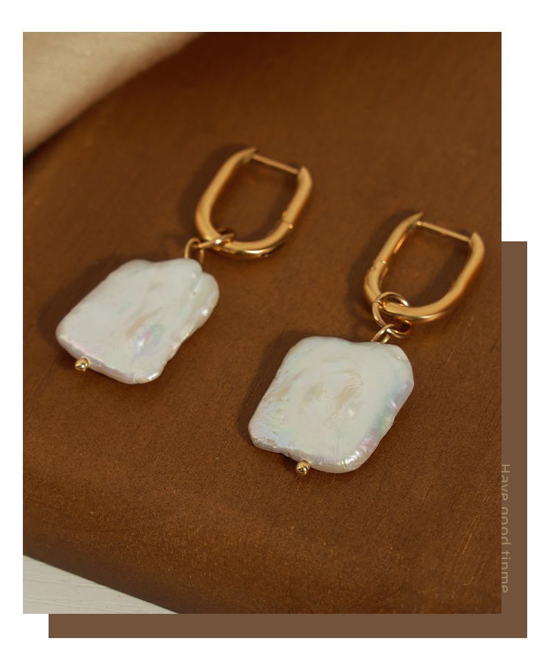 Damenschmuck Vintage Leichter Luxus Titanstahl Vergoldete Unregelmäßige Süßwasserperlenohrringe Für Frauen_voghion.com