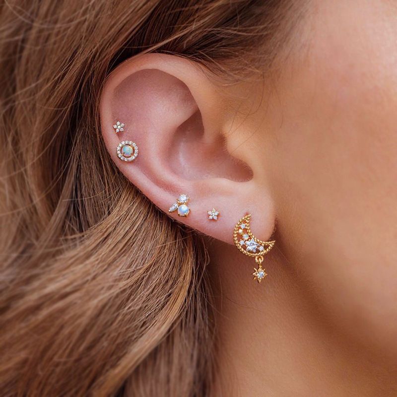 INS stil romantische stern und mond serie zirkon schmetterling ohrringe mond universum einzelnen ohrring knochen clip ohrringe schmuck set_voghion.com