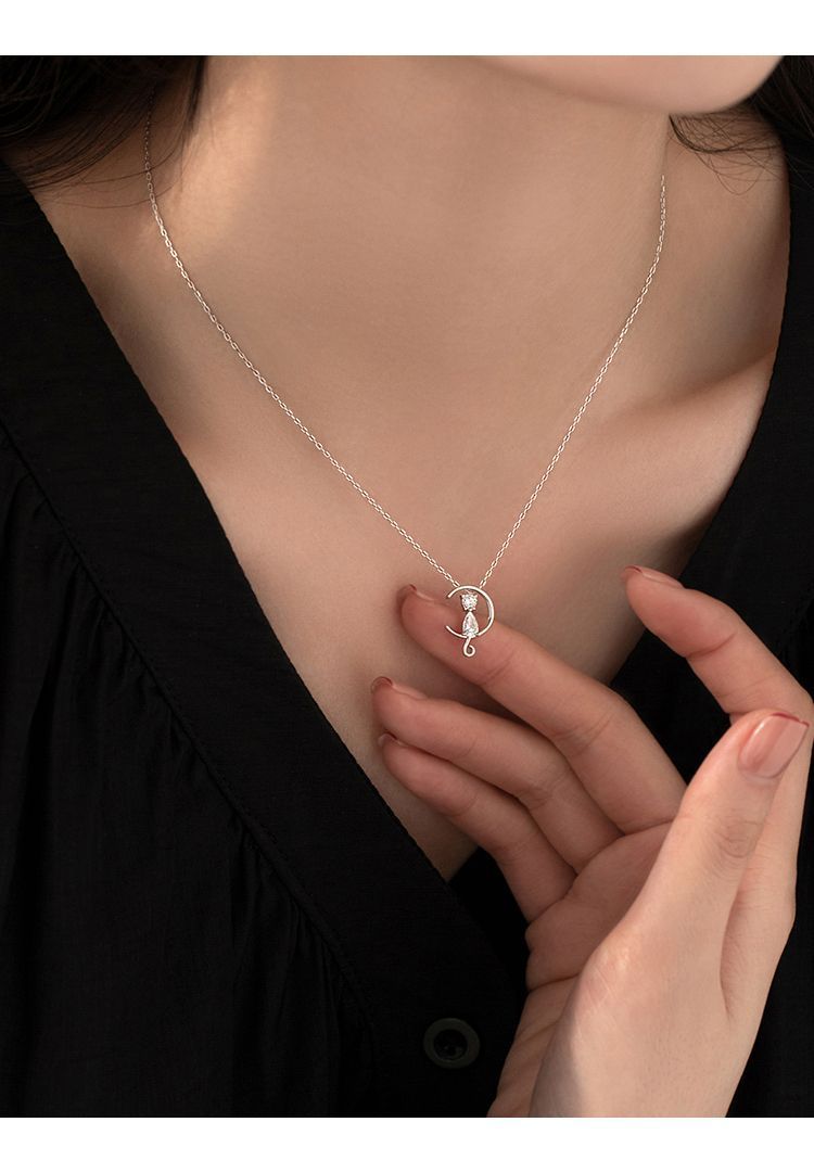 Moon Cat Necklace Women, Ins Style, Simple Luxurious, Niche Design, Collarbone Cute, Gift For Friends And Besties_voghion.com