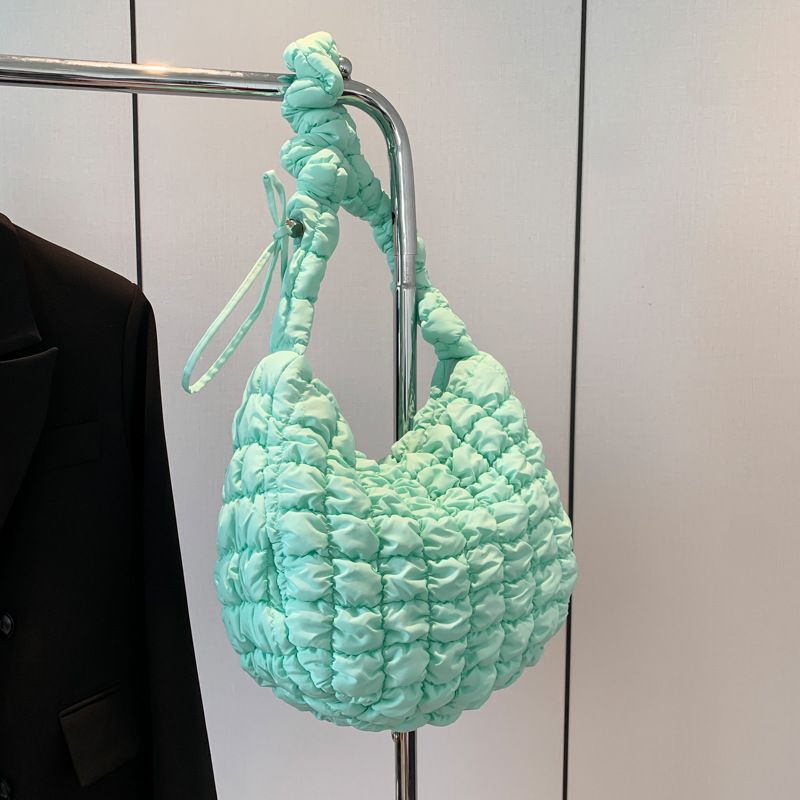 2025 Nuova borsa a tracolla monospalla coreana da donna con pieghe a nuvola, alla moda, in piumino, sotto le ascelle_voghion.com