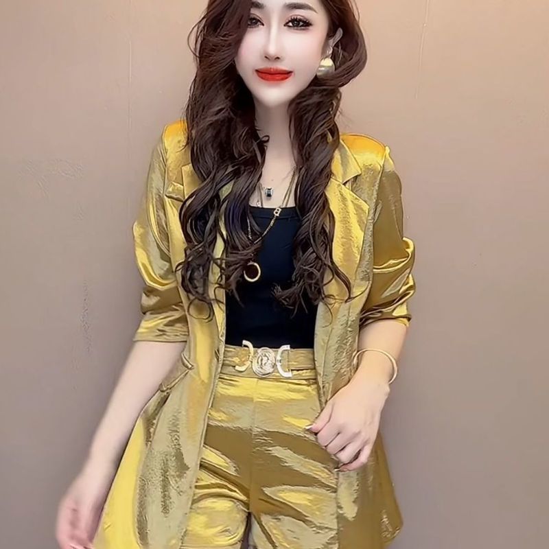 Blazer Jacke Für Frauen 2025 Sommer Neue Koreanische Mode Elegante Abnehmen Shorts Dünne Drapierte Zwei-Stück Set_voghion.com