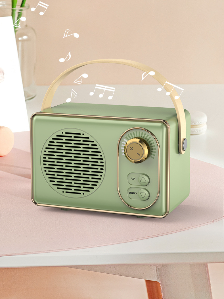 Cross-Border Retro Space Capsule Bluetooth Speaker Gift Radio Mobile Phone High-End Home Nostalgic Super Bass Sound_voghion.com