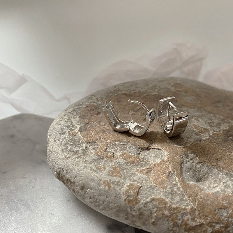 Orecchini a cerchio giapponesi e coreani in argento per uomo, con clip, larghi e quadrati, facili da indossare, non c'è bisogno di rimuovere gli orecchini a cerchio._voghion.com
