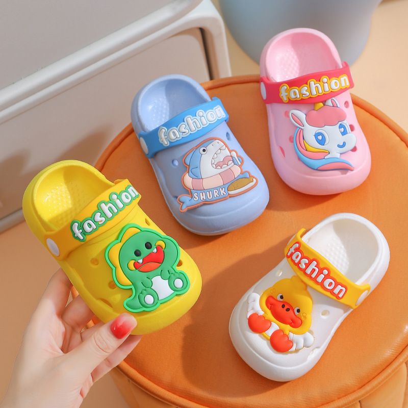 Neue Cartoon-Lochschuhe für Kinder, Herren-Baby-Home-Outdoor-Bekleidung, rutschfeste Schuhe mit weicher Sohle für Jungen und Mädchen, cool_voghion.com