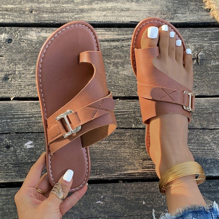 Sandálias femininas plus size com argola para os dedos, verão 2024, sandálias rasas para atividades ao ar livre_voghion.com