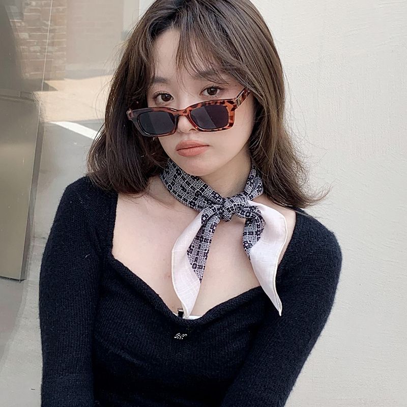 2024 Sprig Autum Cotto ad Small Square Art Vielseitiger Protectio Letter Triagle Schal Haarband Hals_voghion.com