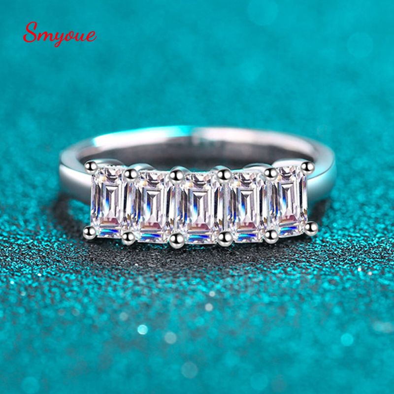 Hazır Stok Smyoue 2.5CT Zümrüt Kesim Moissanite Yüzük Kadınlar İçin 3*5mm 5 Taş Düğün Parıltılı Laboratuvar Elmas Bant Beyaz Altın S Sier_voghion.com