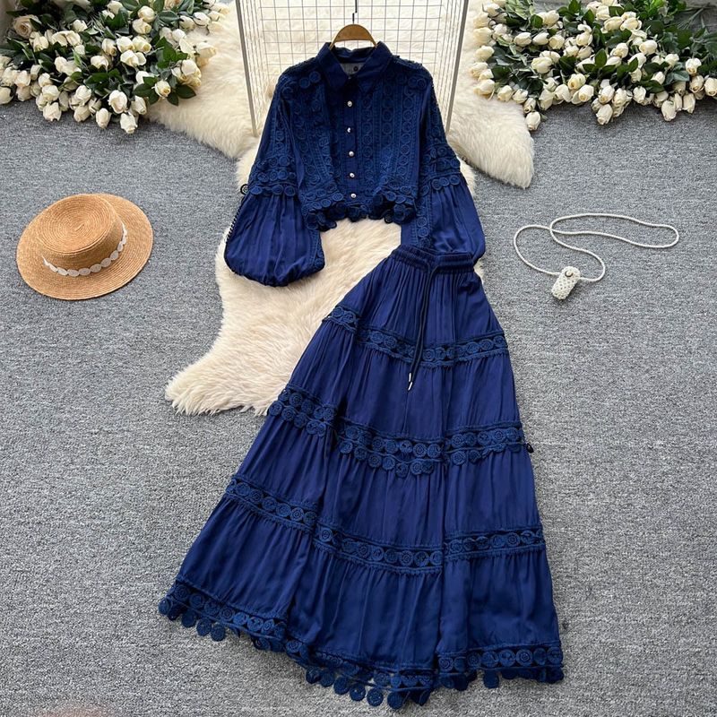 French Retro Heavy Hollow Lace Splicing Lantern Sleeve Short Shirt High Waist Big Swing Skirt Autumn Suit_voghion.com