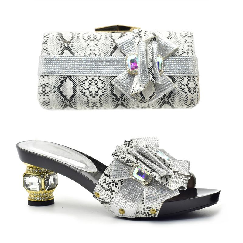 Scarpe con tacco alto da donna con decorazione a fiocco, pantofole con diamanti caldi, set di borse con motivo a serpente_voghion.com