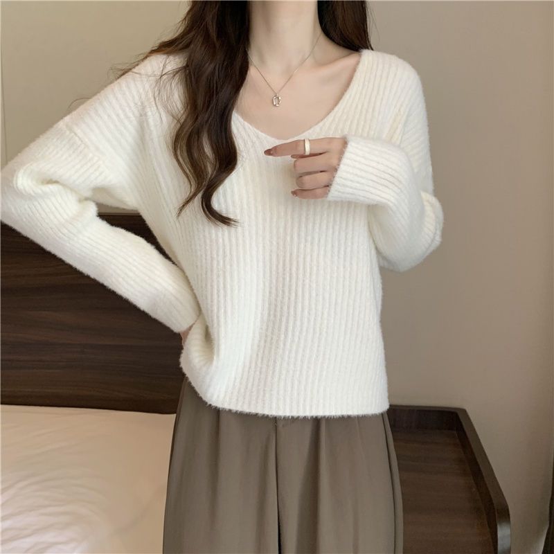 Suéter feminino verde de veludo com decote em V, estilo solto e descontraído, camisa de base macia e quente, outono e inverno, estilo Hong Kong_voghion.com