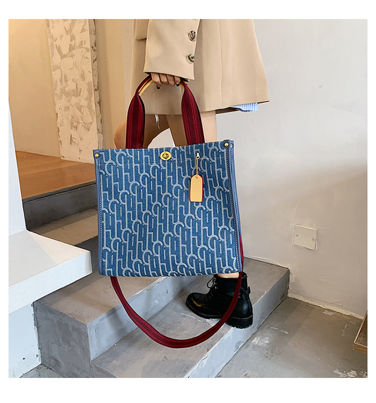 Autumn and winter new printed letters for women Tote Kor home large capacity shopping bag shoulder crossbody bag_voghion.com