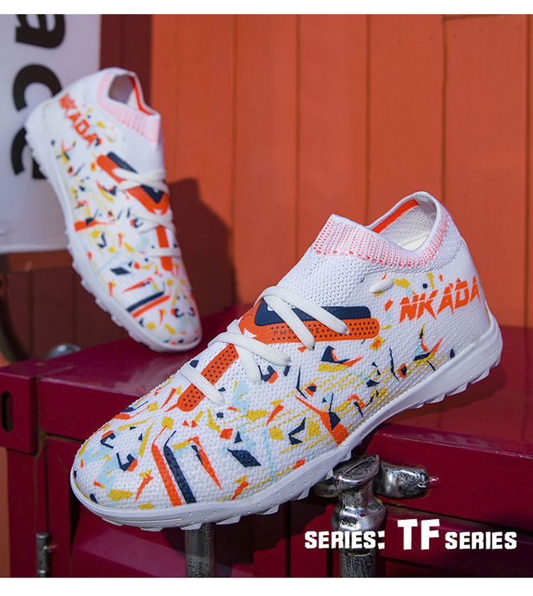 New high top football shoes for men and women seamless flying knitting long nail shoes broken nails grass professional training shoes_voghion.com