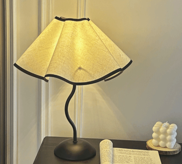 Petal Umbrella Ins High-End Simple Vintage Table Small Night Light Bedroom Bedside Atmosphere Lamp Girly Heart Internet_voghion.com