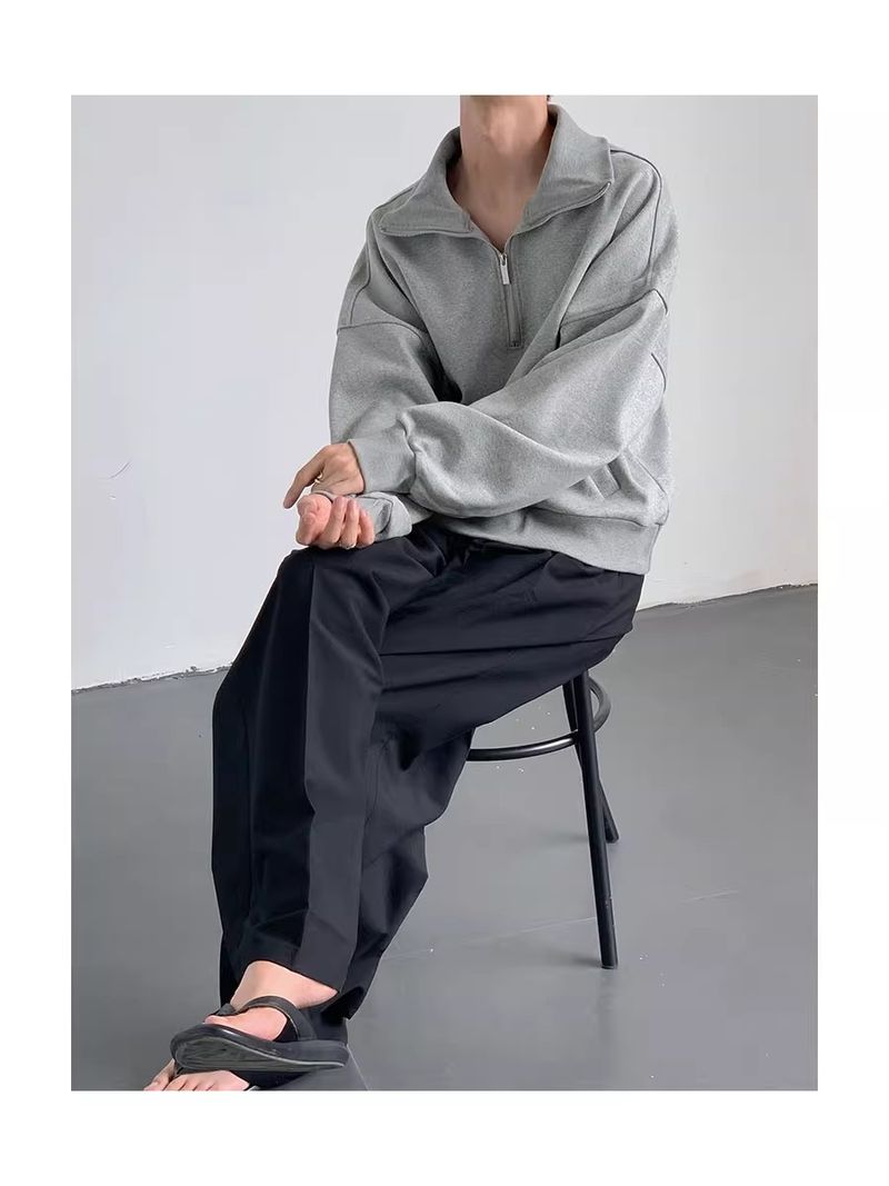 "Maglione a collo alto con mezza zip – Felpa con cappuccio streetwear minimalista con dettagli metallici (nero/grigio, M-3XL)"_voghion.com