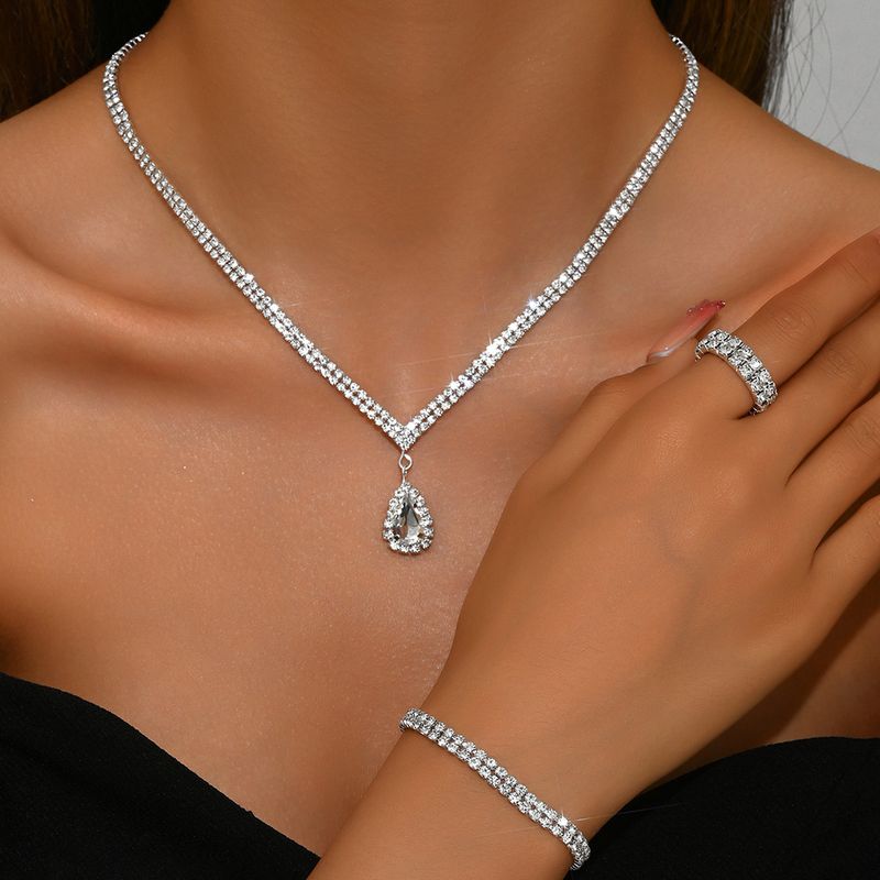 Set di gioielli da donna, alla moda, dal design semplice e alla moda, con ciondolo a forma di goccia di diamante, collana, orecchini, anello, gioielli, set da sposa, accessori_voghion.com