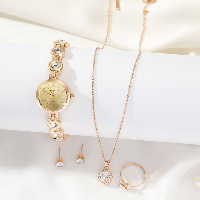 Ladies' Hot Selling Watch Set, Hot Selling Ladies' Quartz Watch, New Style, Trendy And Versatile, Student Casual Watch Calendar_voghion.com